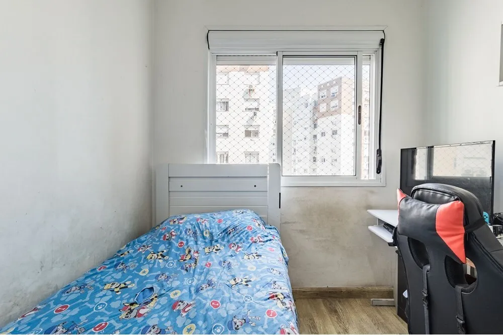 Apartamento para venda no bairro Vila Ipiranga em Porto Alegre