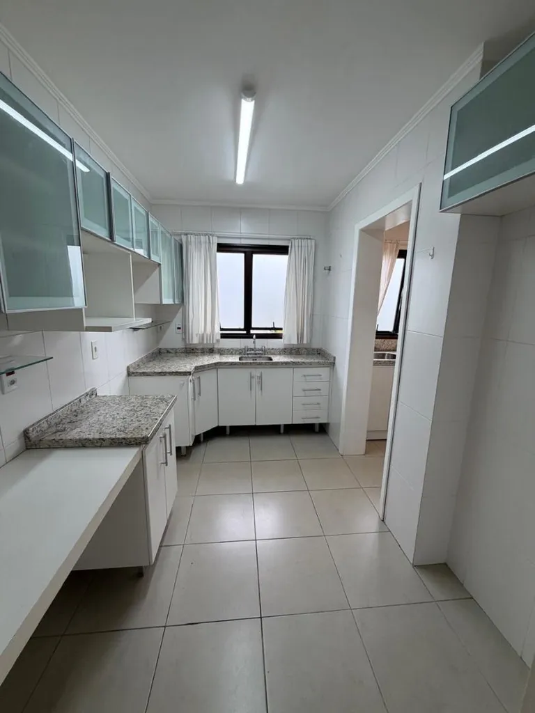 Apartamento para venda no bairro Santana em Porto Alegre