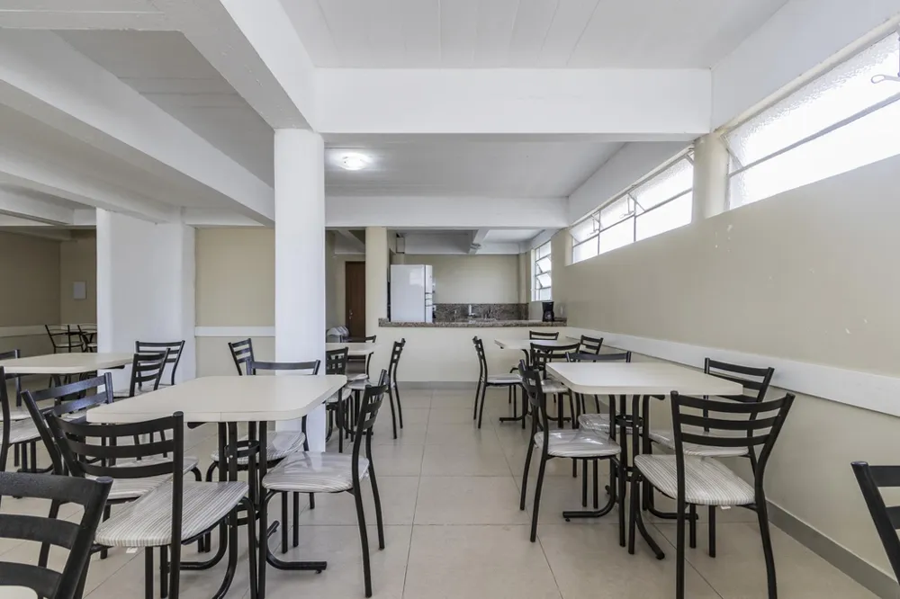Apartamento para venda no bairro Azenha em Porto Alegre