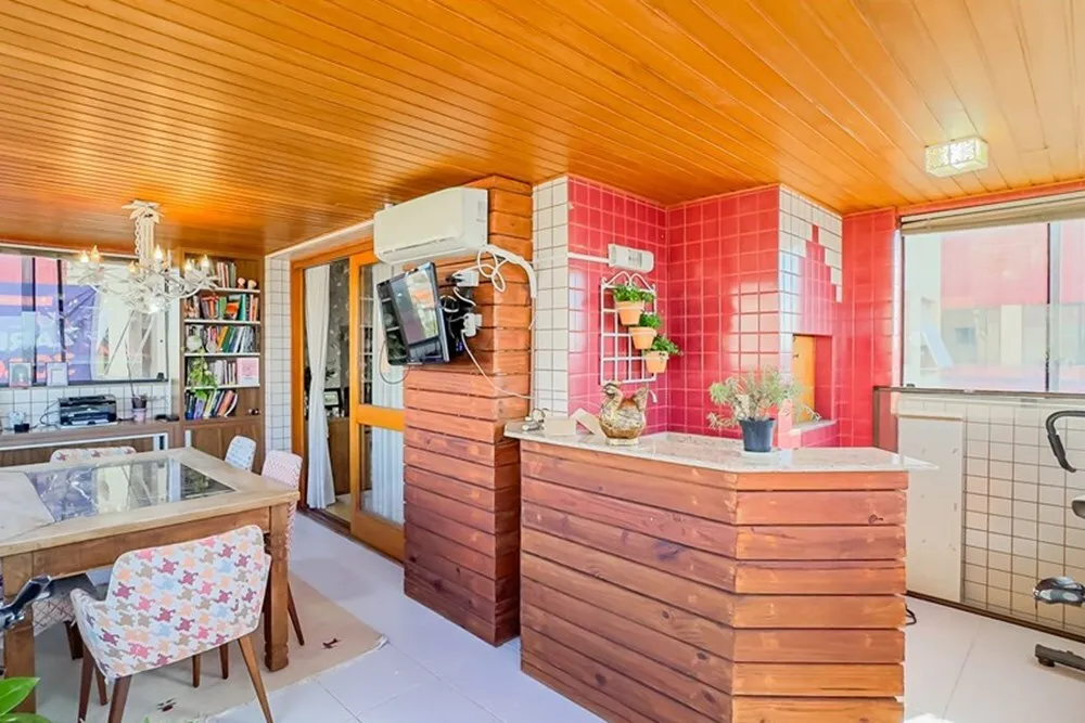 Apartamento para venda no bairro Jardim Lindóia em Porto Alegre