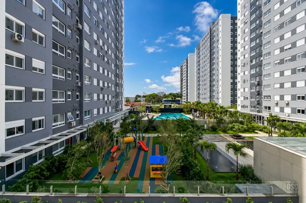 Sala para venda no bairro Jardim Lindóia em Porto Alegre
