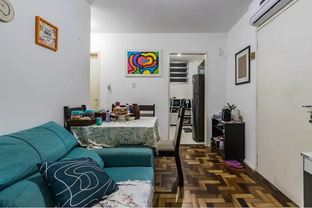 Apartamento para venda no bairro Vila Ipiranga em Porto Alegre
