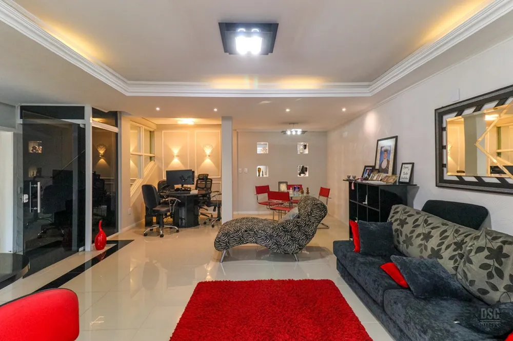 Casa para venda no bairro Jardim Itu em Porto Alegre