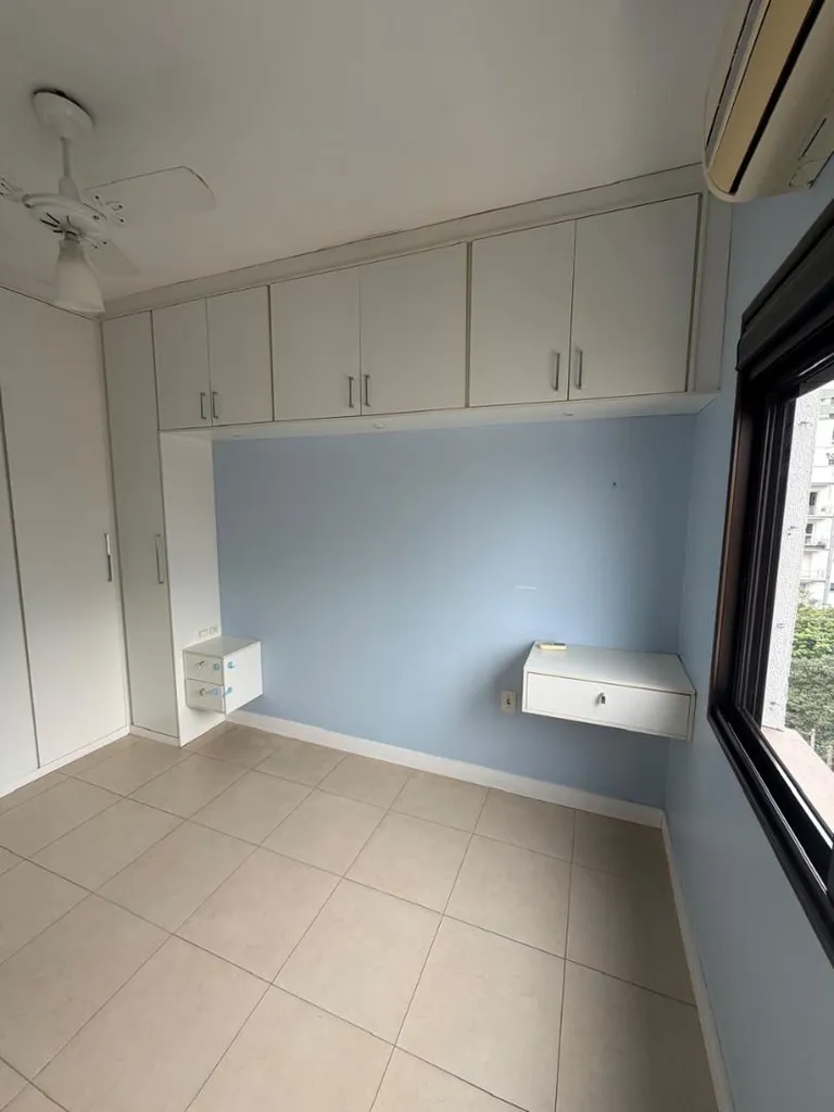 Apartamento para venda no bairro Santana em Porto Alegre