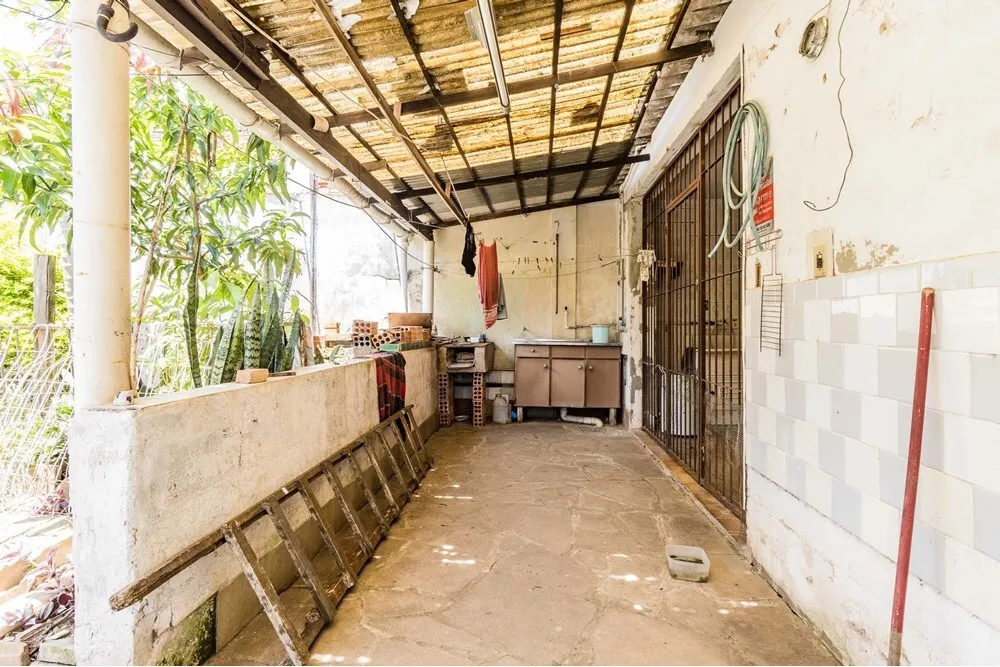 Casa para venda no bairro Partenon em Porto Alegre