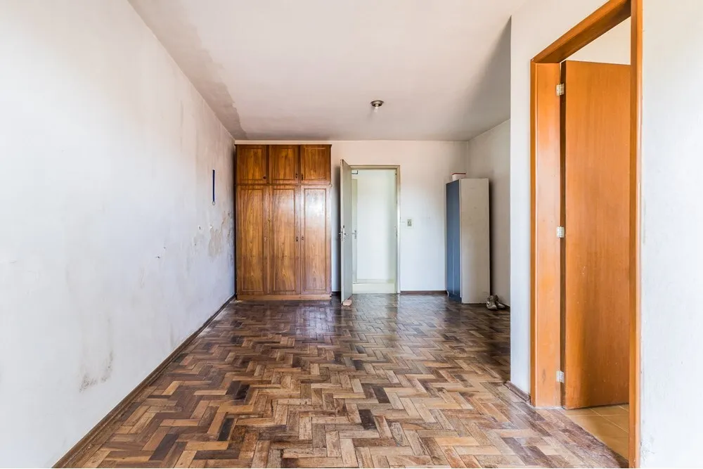 Casa para venda no bairro Partenon em Porto Alegre