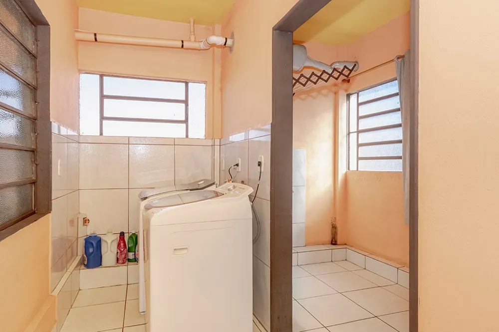 Casa para venda no bairro São Sebastião em Porto Alegre