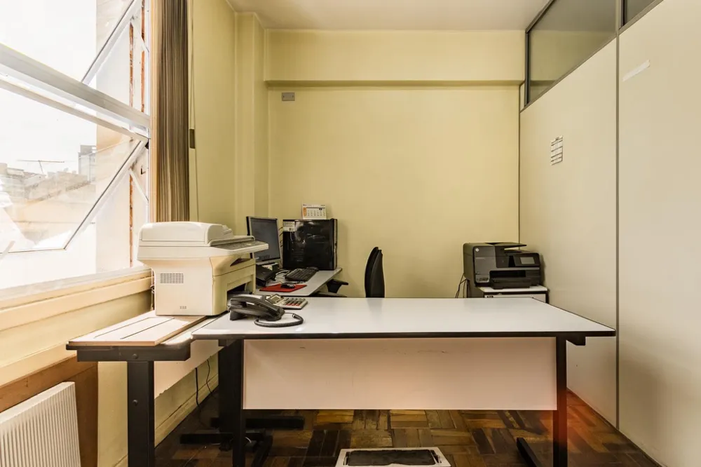 Sala para venda no bairro Centro Histórico em Porto Alegre