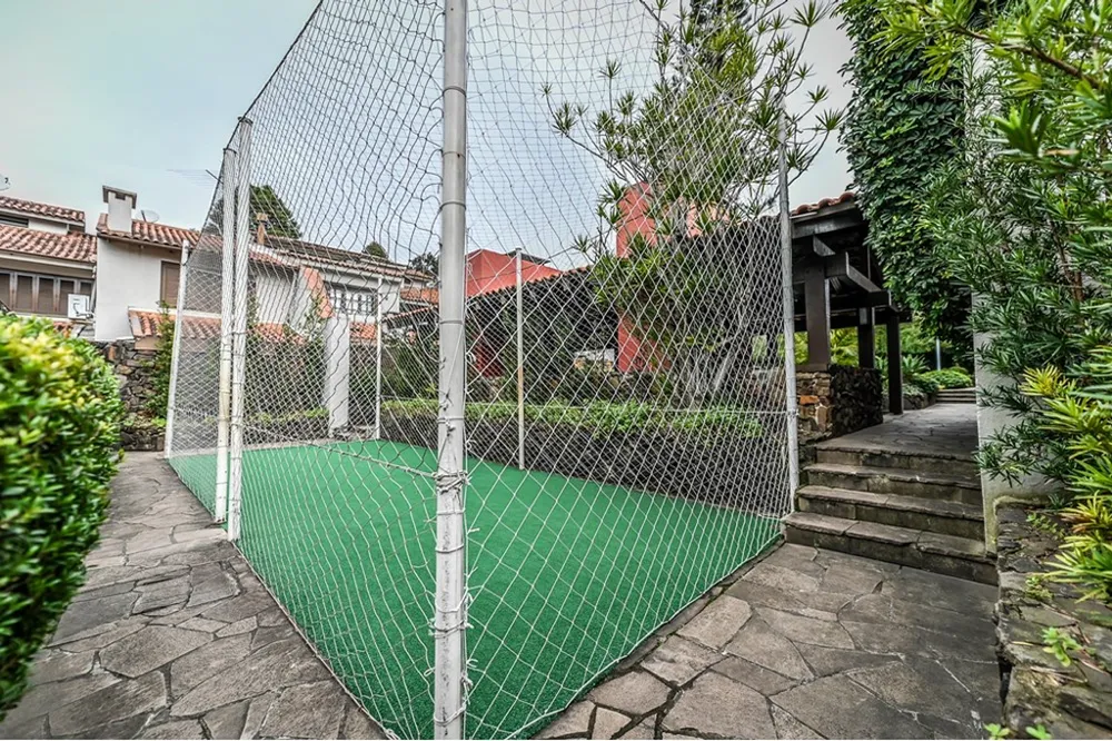 Casa em Condomínio para venda no bairro Três Figueiras em Porto Alegre