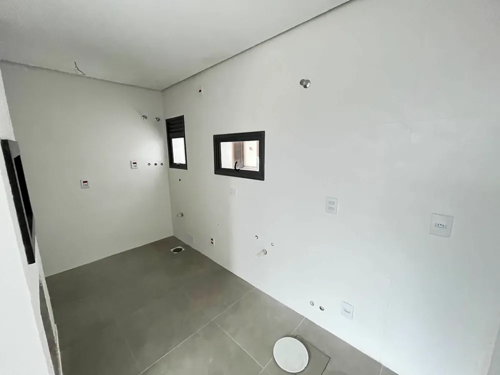 Apartamento para venda no bairro Três Figueiras em Porto Alegre