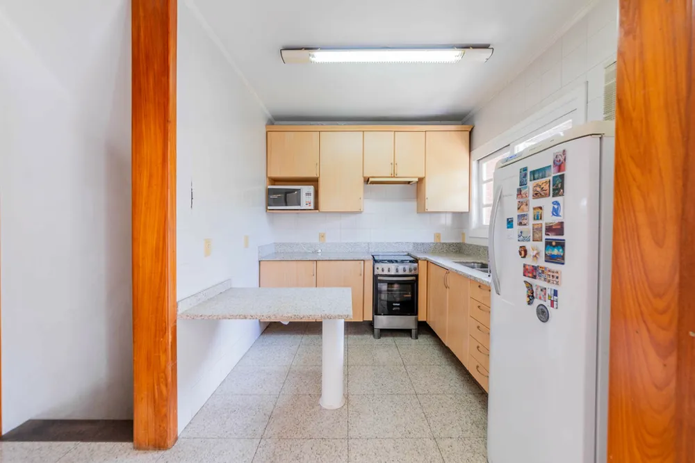 Casa em Condomínio para venda no bairro Três Figueiras em Porto Alegre