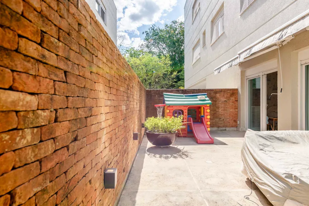 Apartamento para venda no bairro Três Figueiras em Porto Alegre