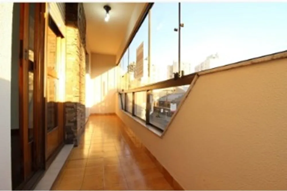 Apartamento para venda no bairro Floresta em Porto Alegre