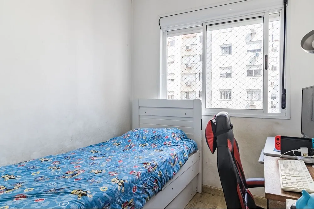 Apartamento para venda no bairro Vila Ipiranga em Porto Alegre