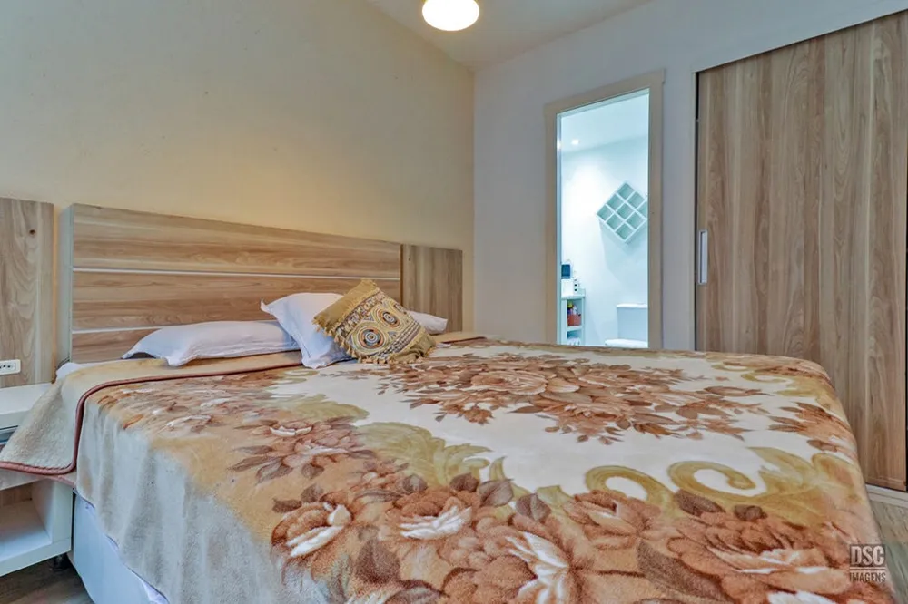 Apartamento para venda no bairro Vila Ipiranga em Porto Alegre