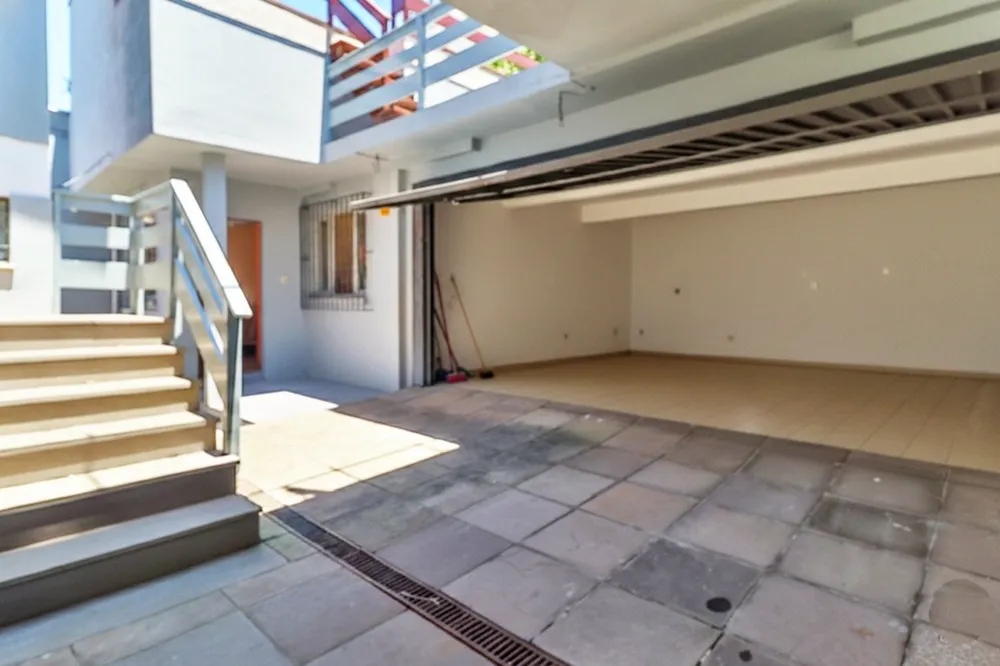 Casa para venda no bairro Vila Ipiranga em Porto Alegre