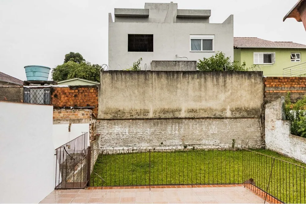 Casa para venda no bairro Vila Ipiranga em Porto Alegre