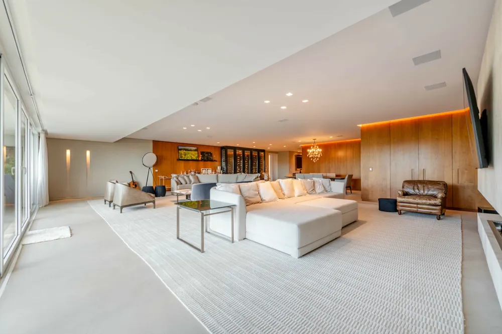 Apartamento para venda no bairro Três Figueiras em Porto Alegre