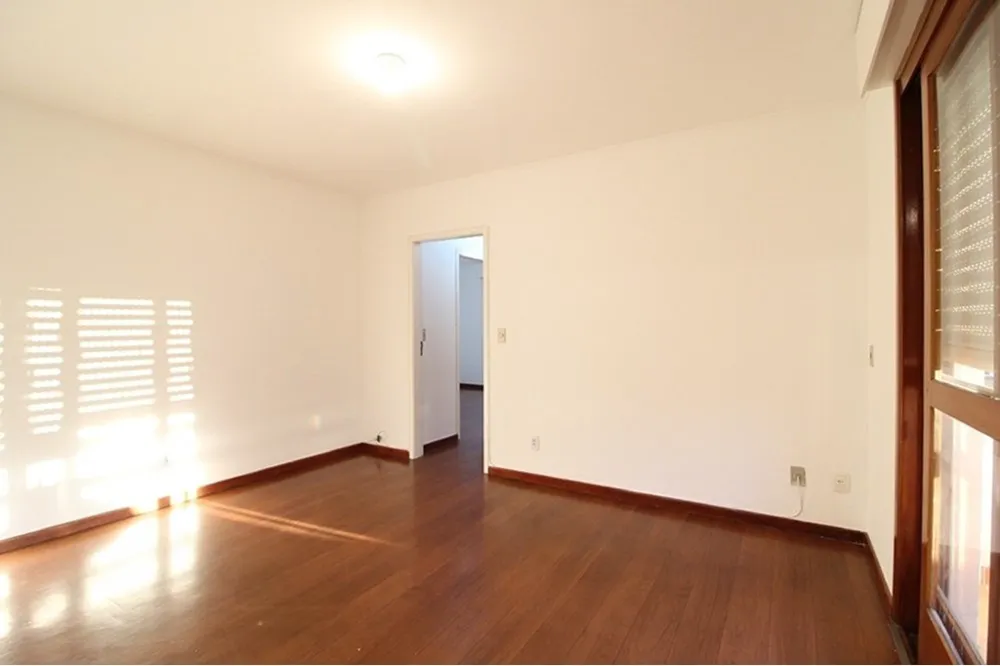 Apartamento para venda no bairro Floresta em Porto Alegre