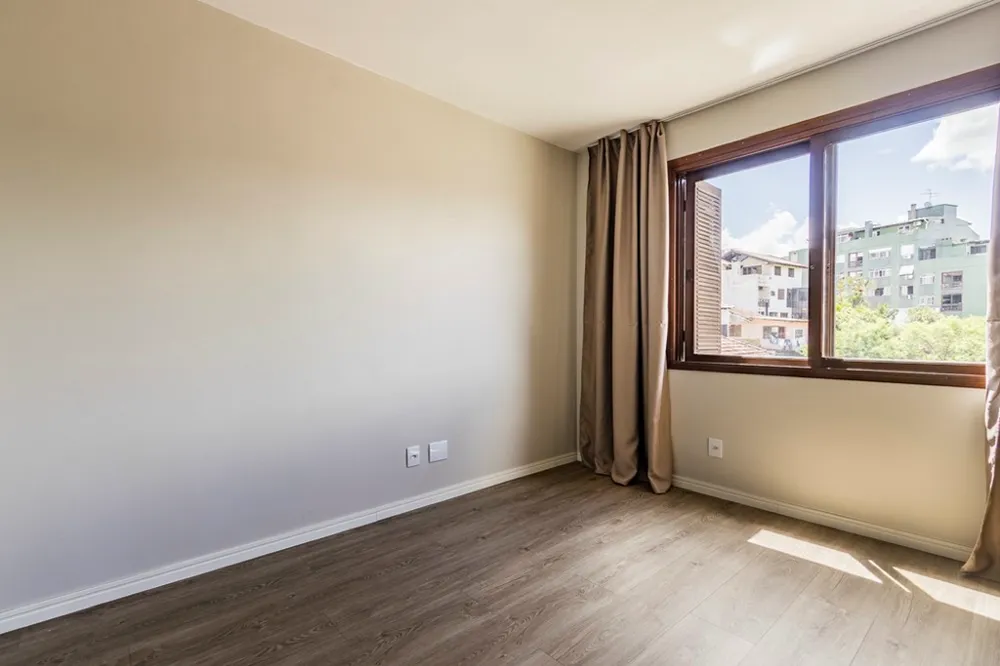 Cobertura Duplex para venda no bairro Jardim Lindóia em Porto Alegre