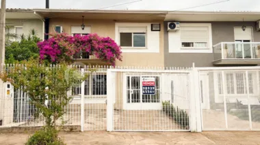Casa para venda no bairro Jardim Lindóia em Porto Alegre
