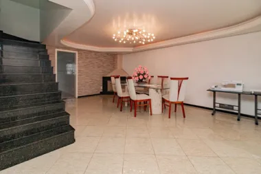 Casa para venda no bairro Parque Santa Fé em Porto Alegre