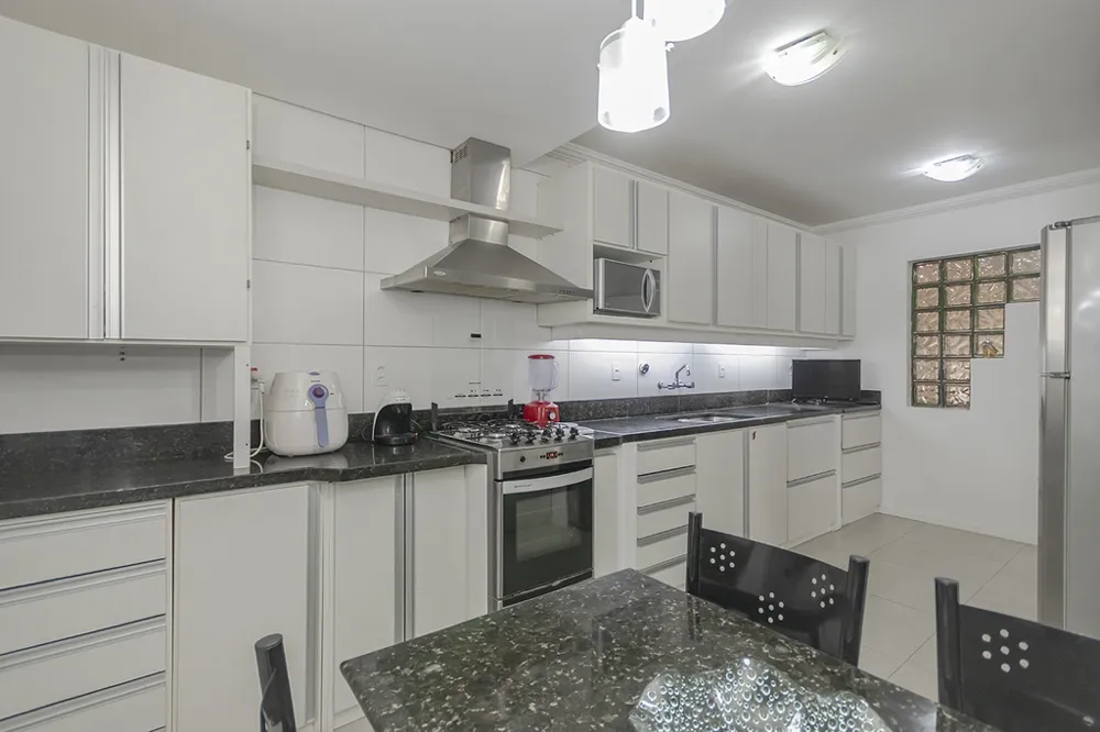 Casa para venda no bairro Jardim Itu em Porto Alegre