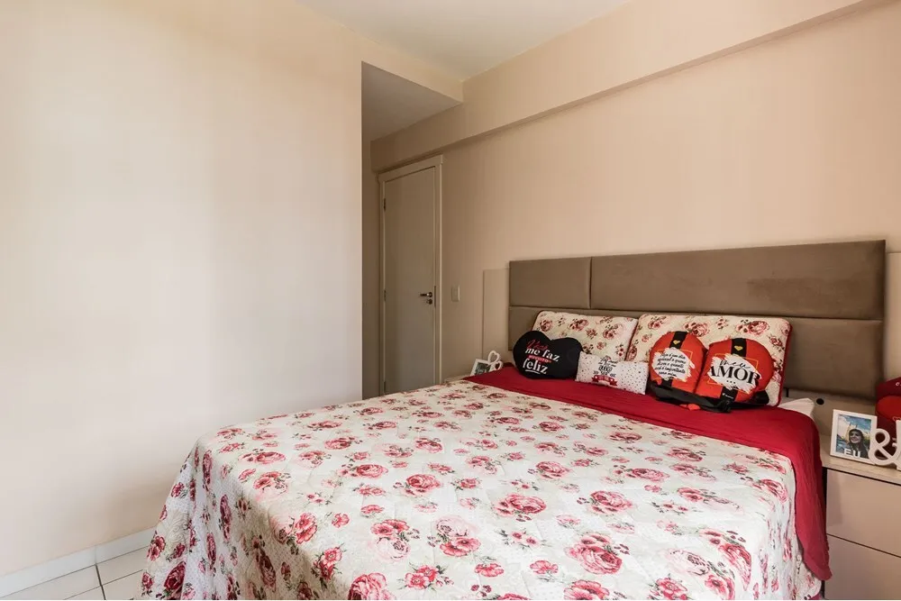 Apartamento para venda no bairro Vila Ipiranga em Porto Alegre
