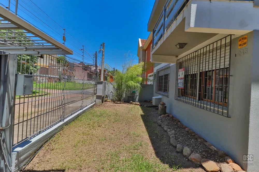 Casa para venda no bairro Vila Ipiranga em Porto Alegre