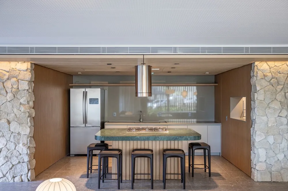 Apartamento para venda no bairro Três Figueiras em Porto Alegre