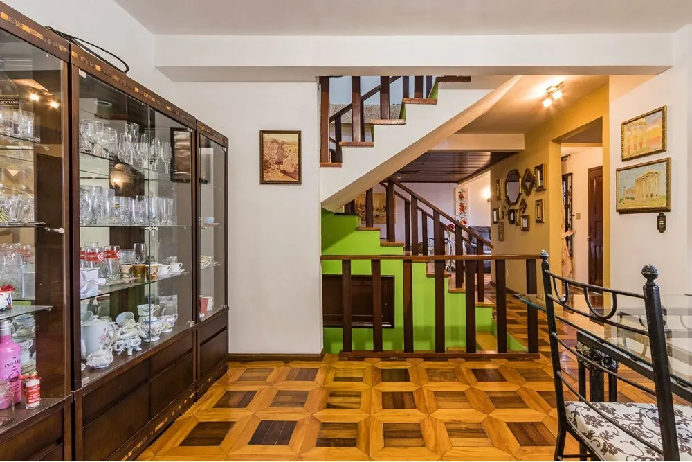 Casa para venda no bairro Vila Ipiranga em Porto Alegre
