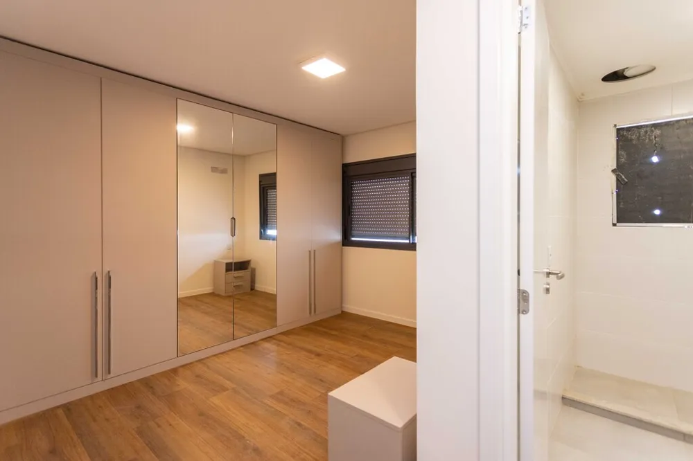 Apartamento para venda no bairro Vila Ipiranga em Porto Alegre