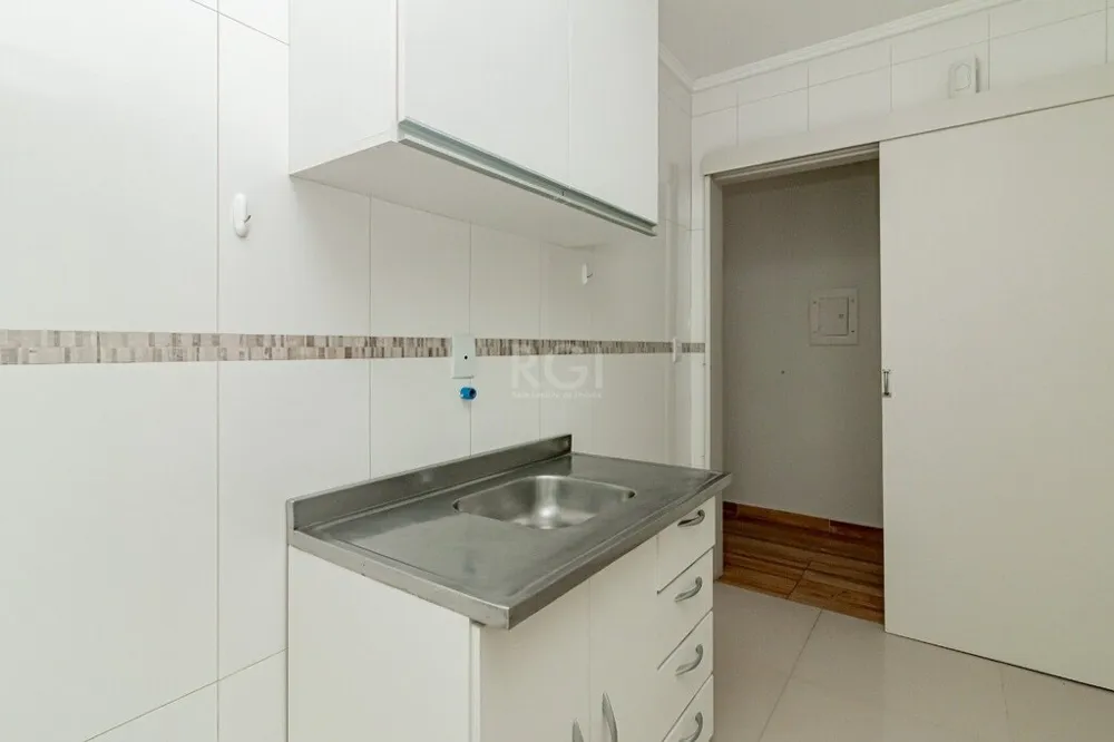 Apartamento para venda no bairro Vila Ipiranga em Porto Alegre