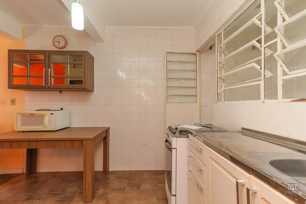 Casa para venda no bairro Vila Ipiranga em Porto Alegre