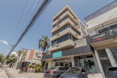 Sala para venda no bairro Auxiliadora em Porto Alegre