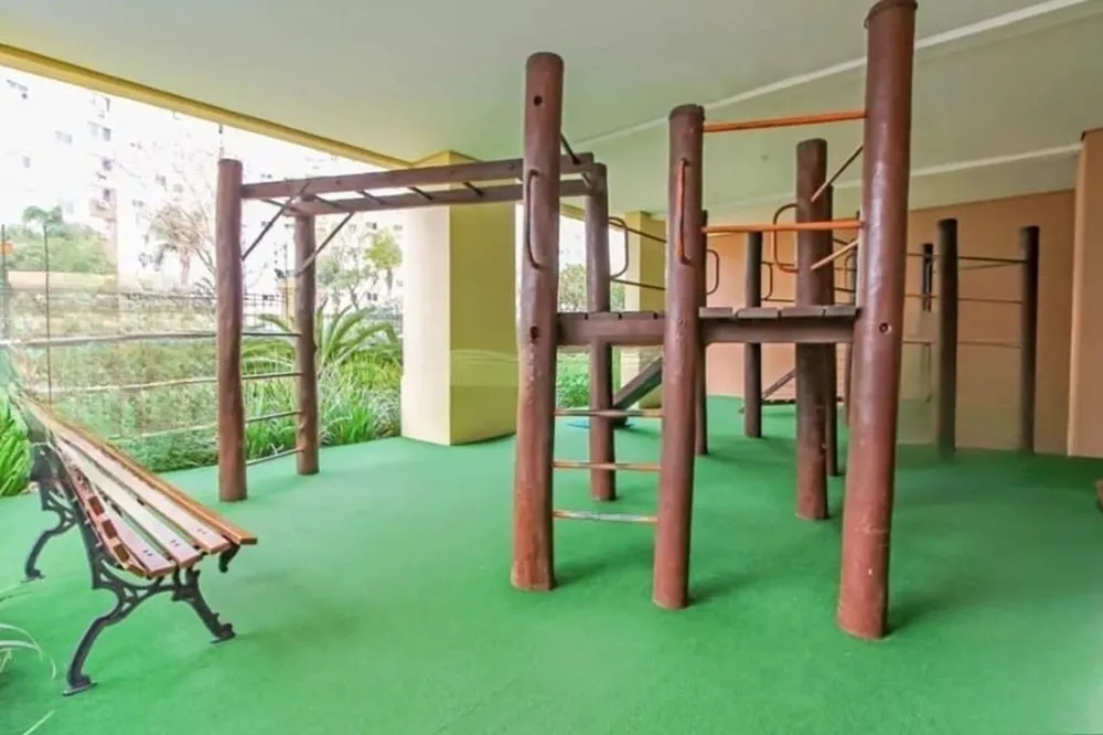 Apartamento para venda no bairro Vila Ipiranga em Porto Alegre