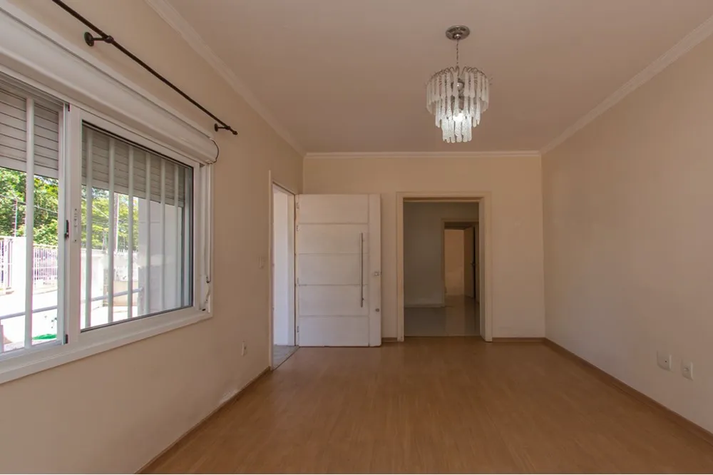 Casa para venda no bairro Vila Ipiranga em Porto Alegre