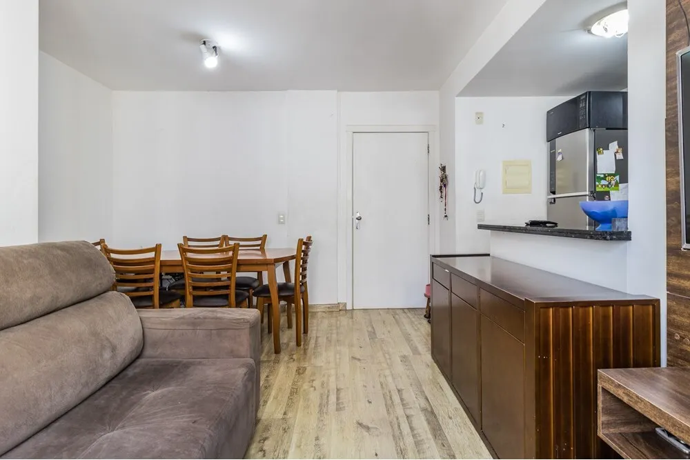 Apartamento para venda no bairro Vila Ipiranga em Porto Alegre