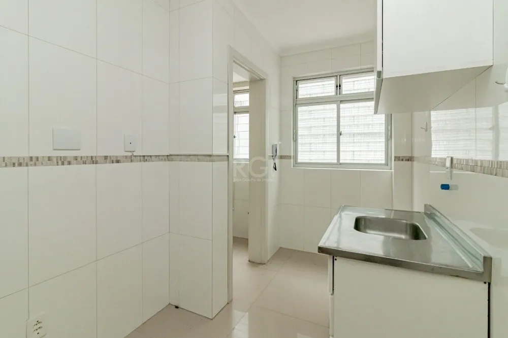 Apartamento para venda no bairro Vila Ipiranga em Porto Alegre