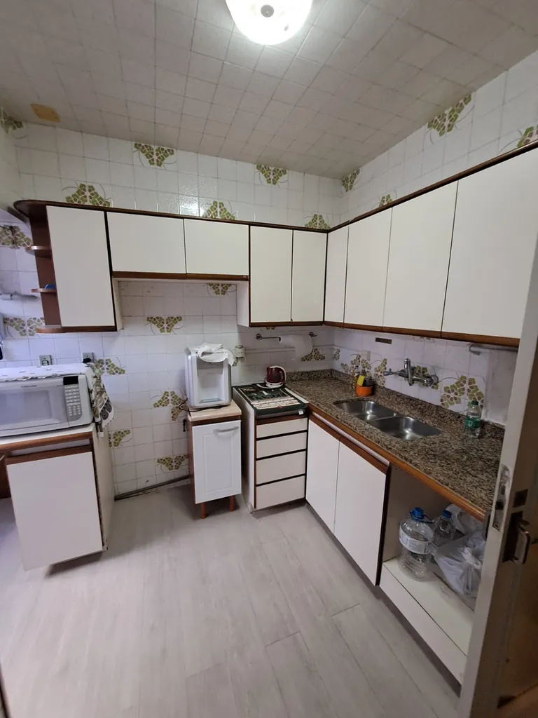 Apartamento para venda no bairro Centro Histórico em Porto Alegre