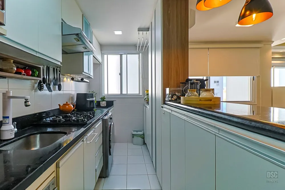 Apartamento para venda no bairro Vila Ipiranga em Porto Alegre