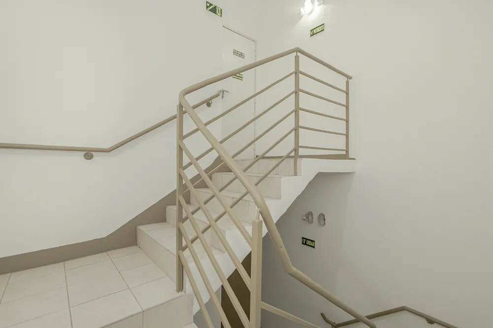 Triplex para venda no bairro Bela Vista em Porto Alegre