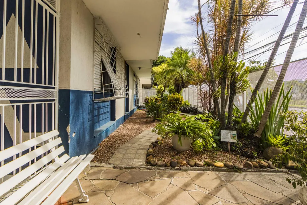Apartamento para venda no bairro Azenha em Porto Alegre