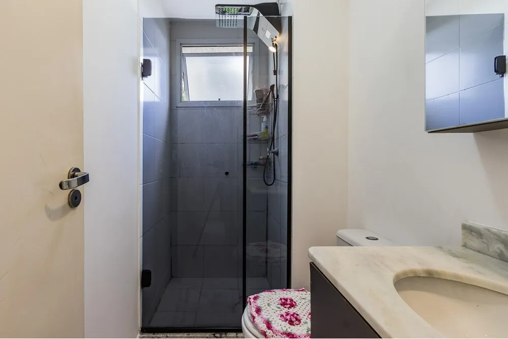 Apartamento para venda no bairro Vila Ipiranga em Porto Alegre