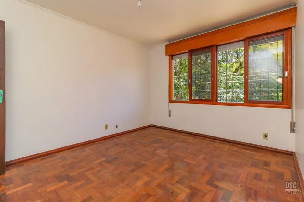 Casa para venda no bairro Vila Ipiranga em Porto Alegre