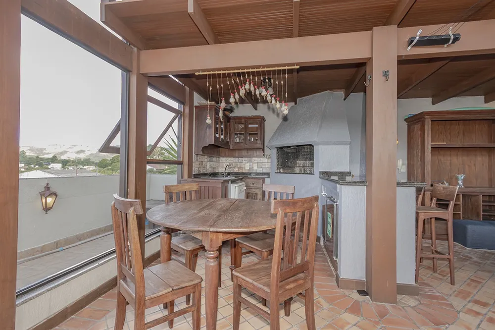 Casa para venda no bairro Jardim Itu em Porto Alegre