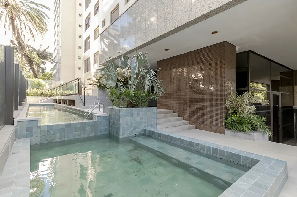 Triplex para venda no bairro Bela Vista em Porto Alegre