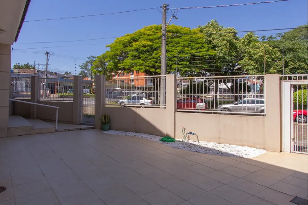 Casa para venda no bairro Vila Ipiranga em Porto Alegre