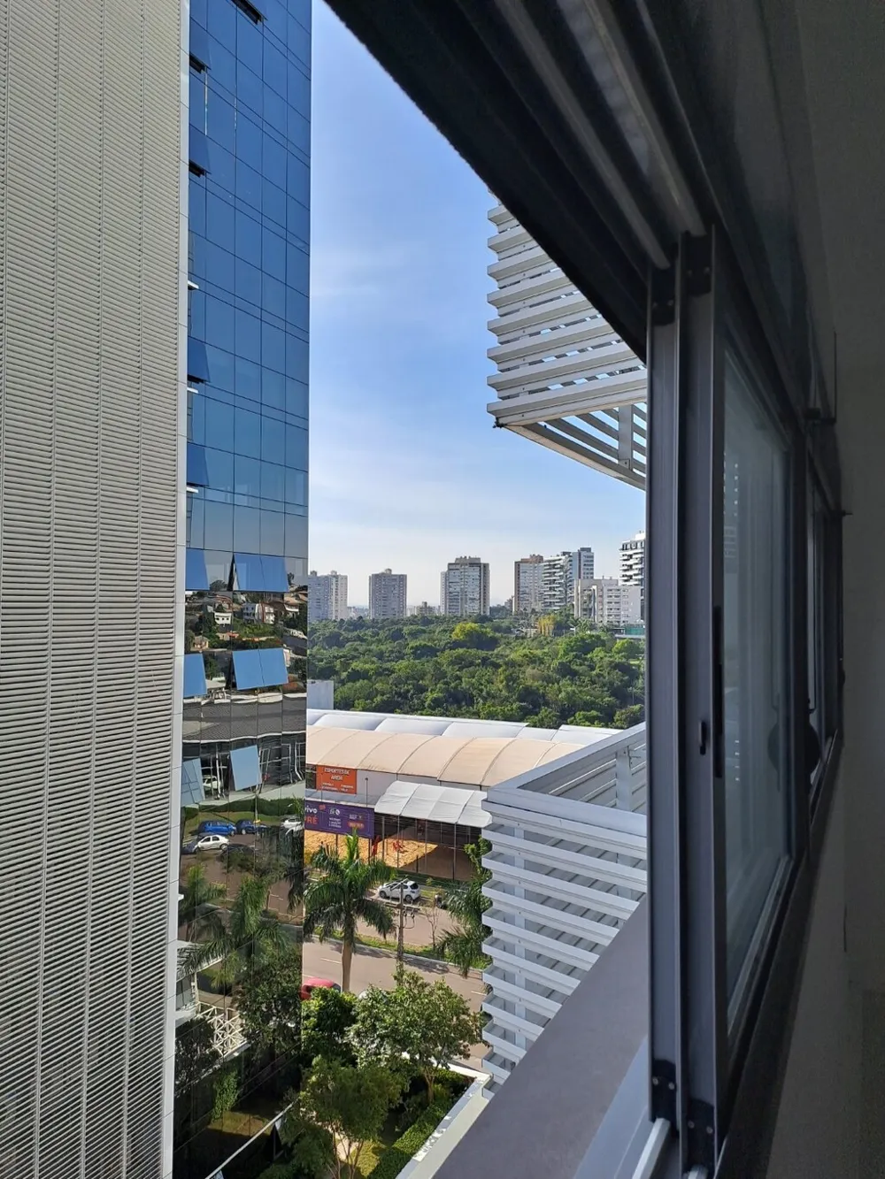 Studio para venda no bairro Chácara das Pedras em Porto Alegre