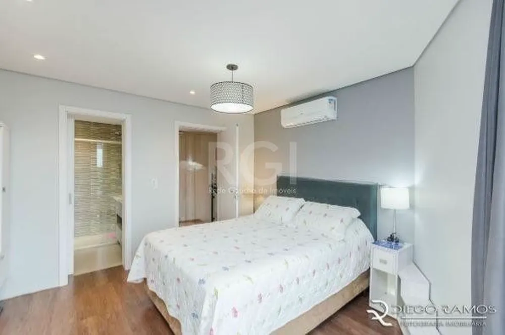 Casa para venda no bairro Teresópolis em Porto Alegre